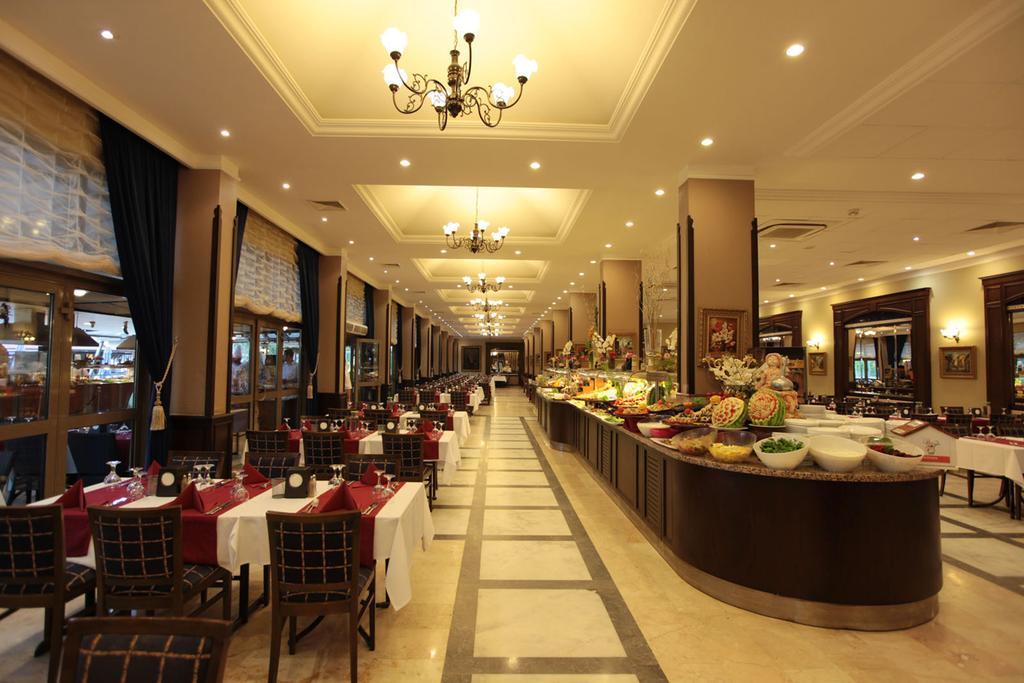 Hotel Club Yali & 5*