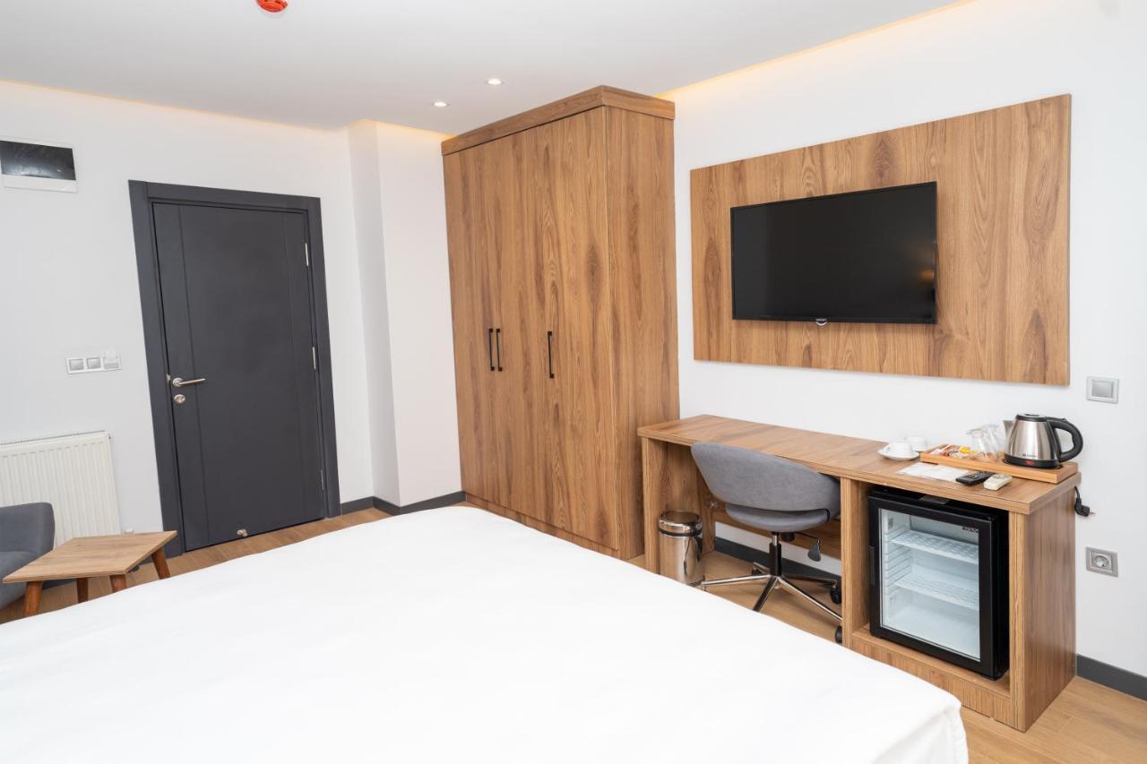 Hotel Business Life & Bakirkoey