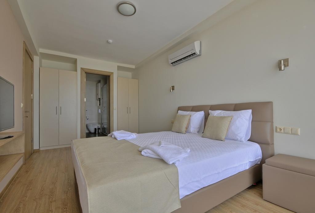 Hotel Delmar & Cesme