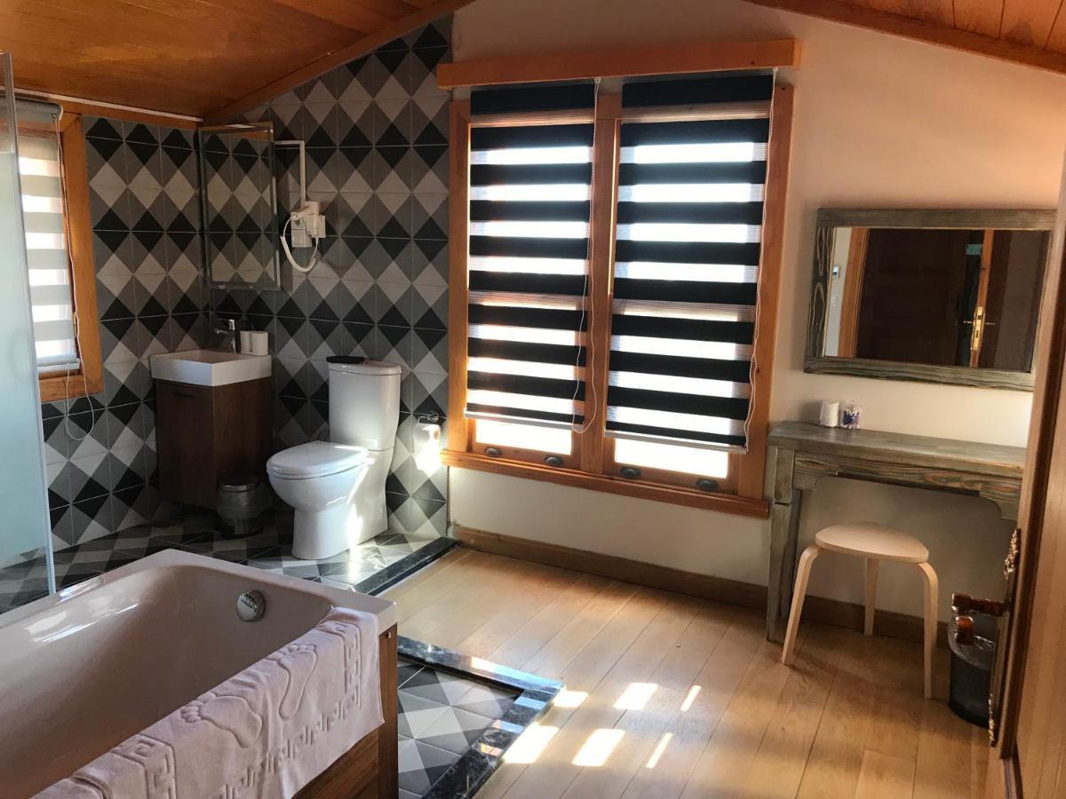Mansion Hotel