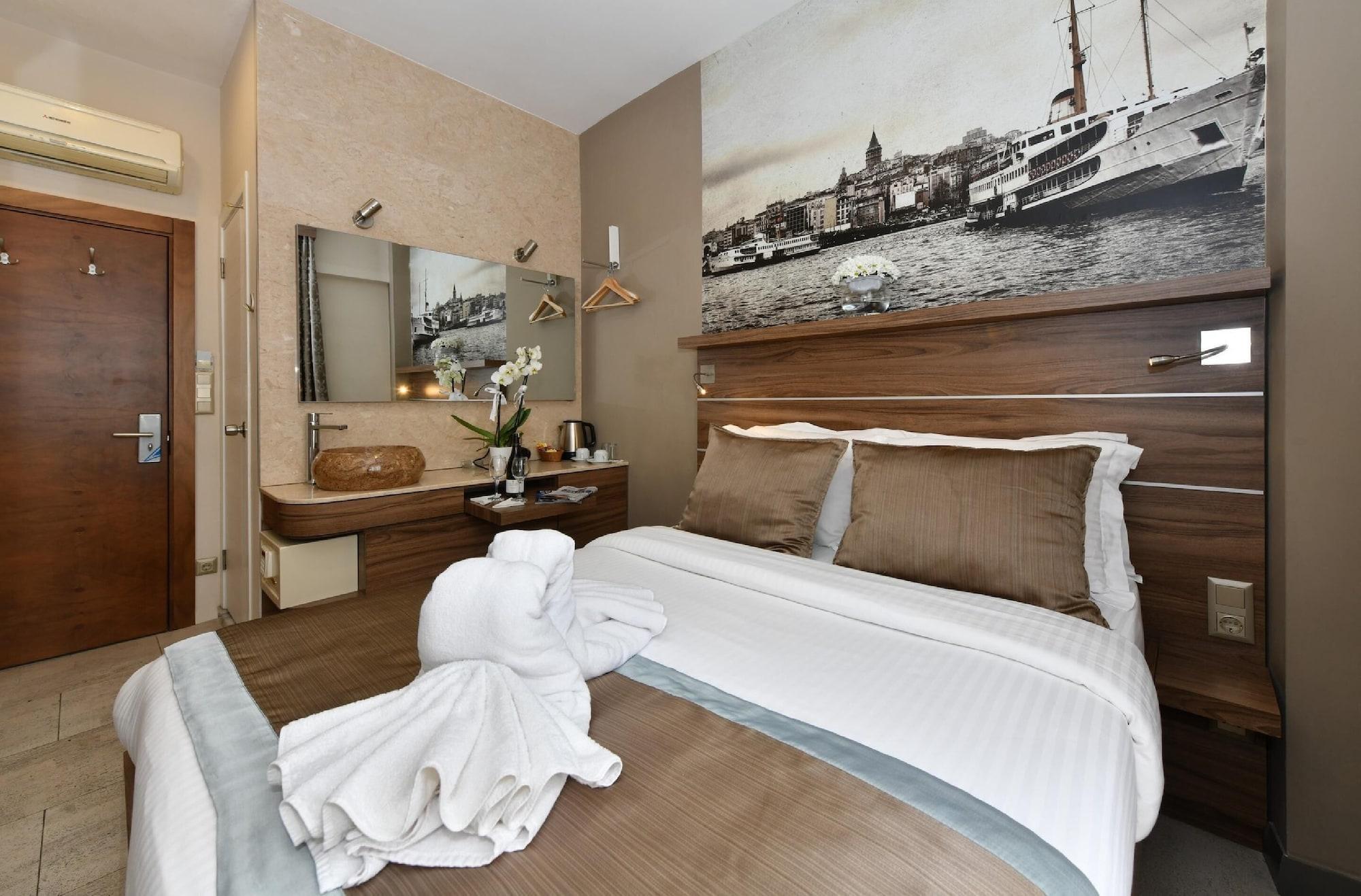 The Pera Hotel