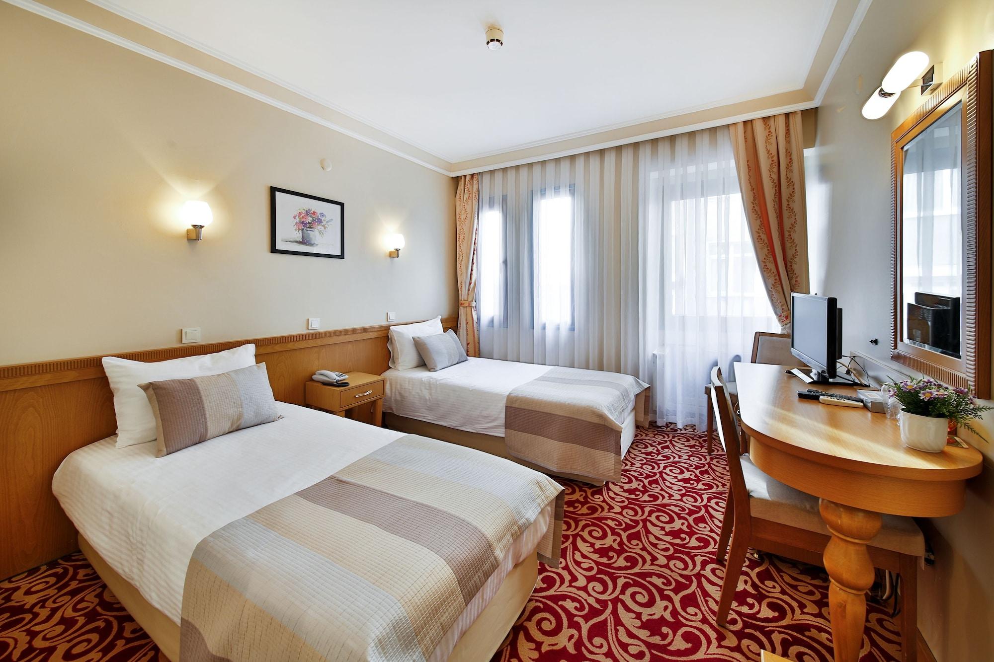 Hotel Sidonya 3*