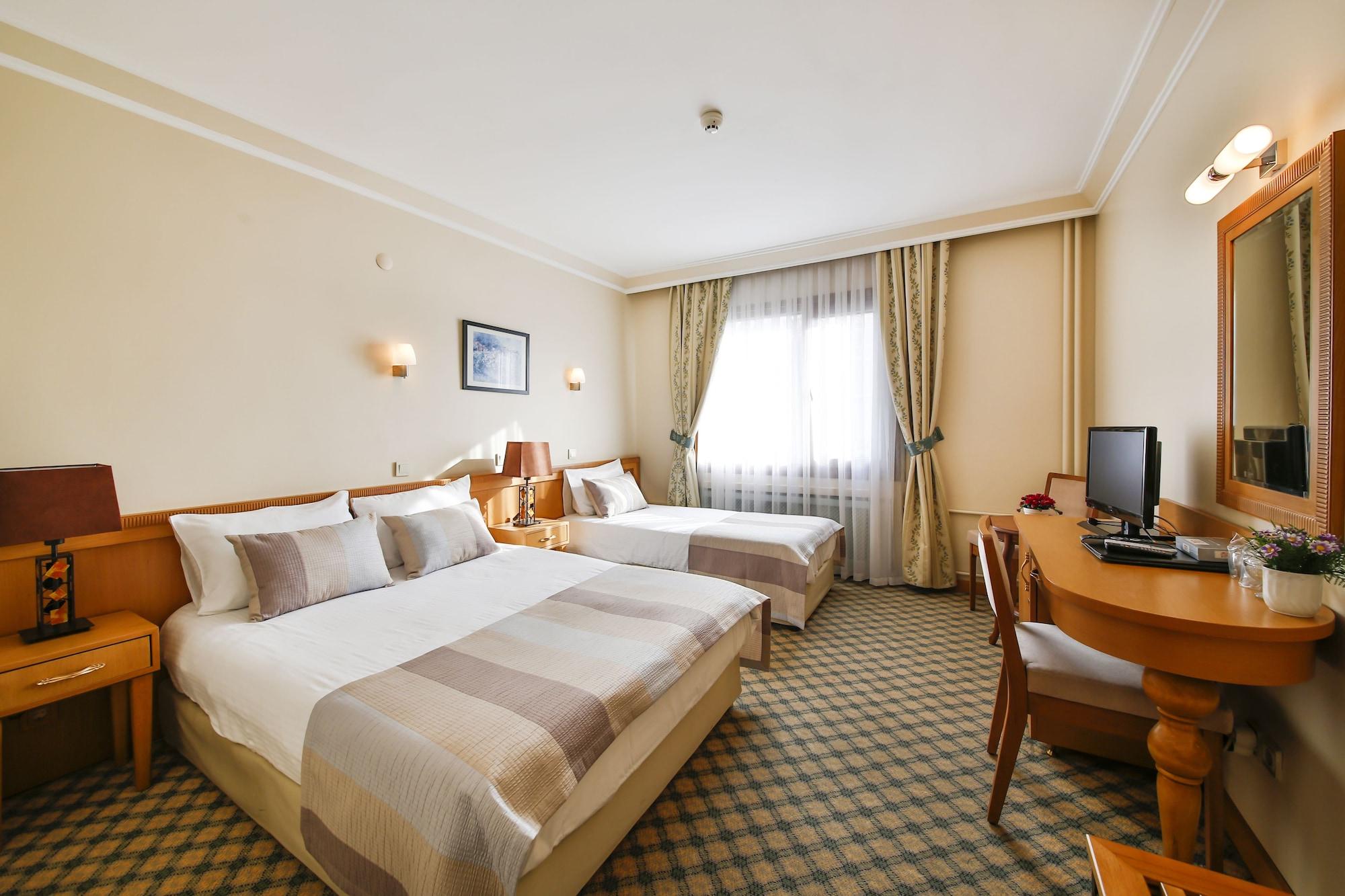 Sidonya Hotel