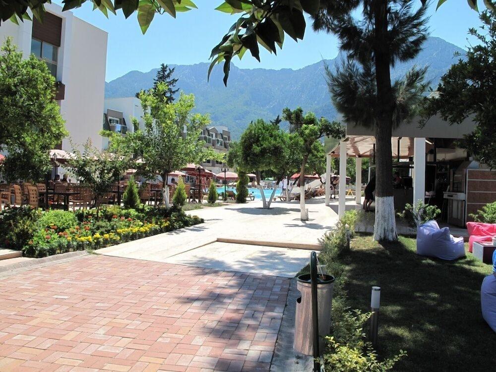 Batont Garden 3* Goynuk (Kemer)
