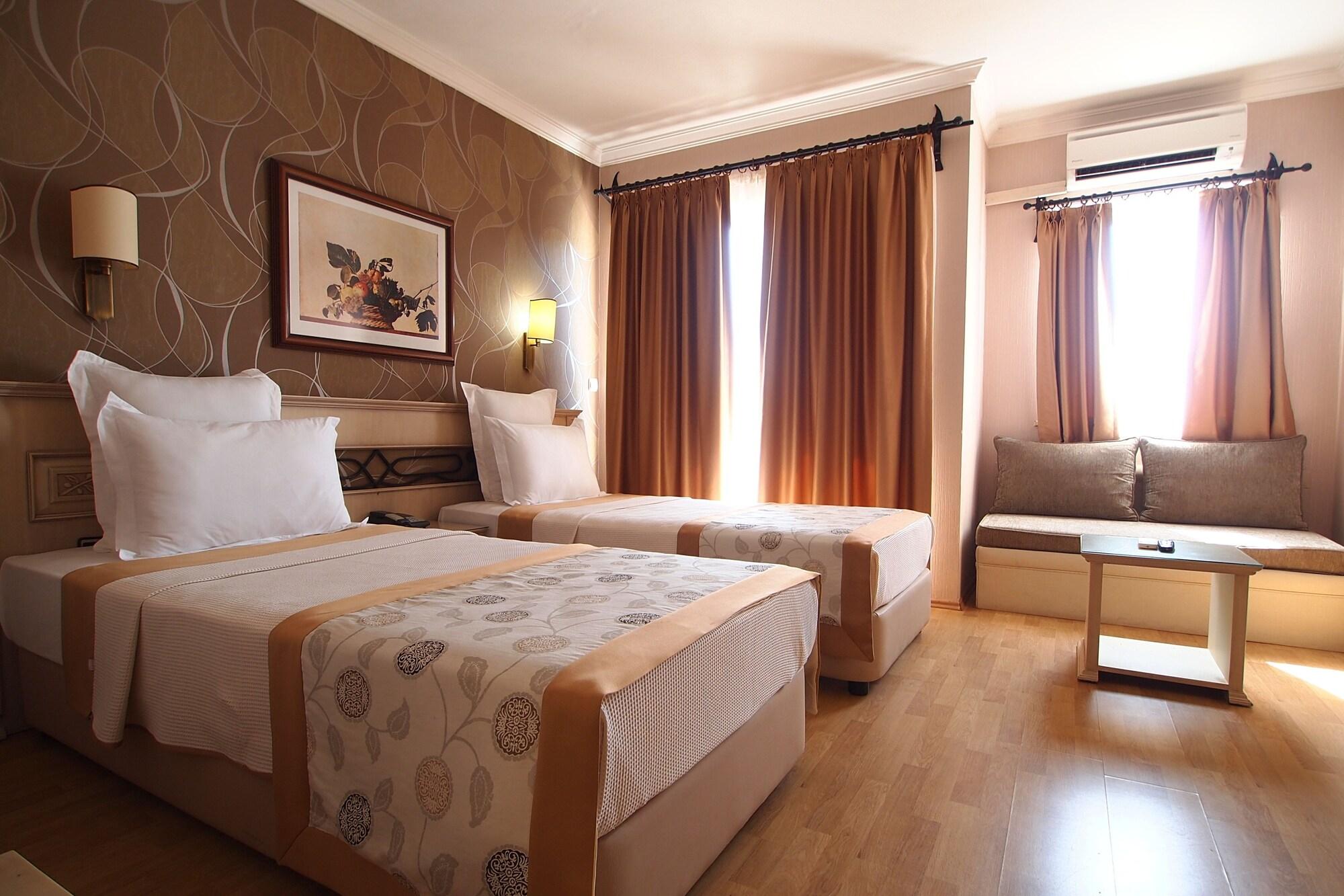 Romance Beach Hotel