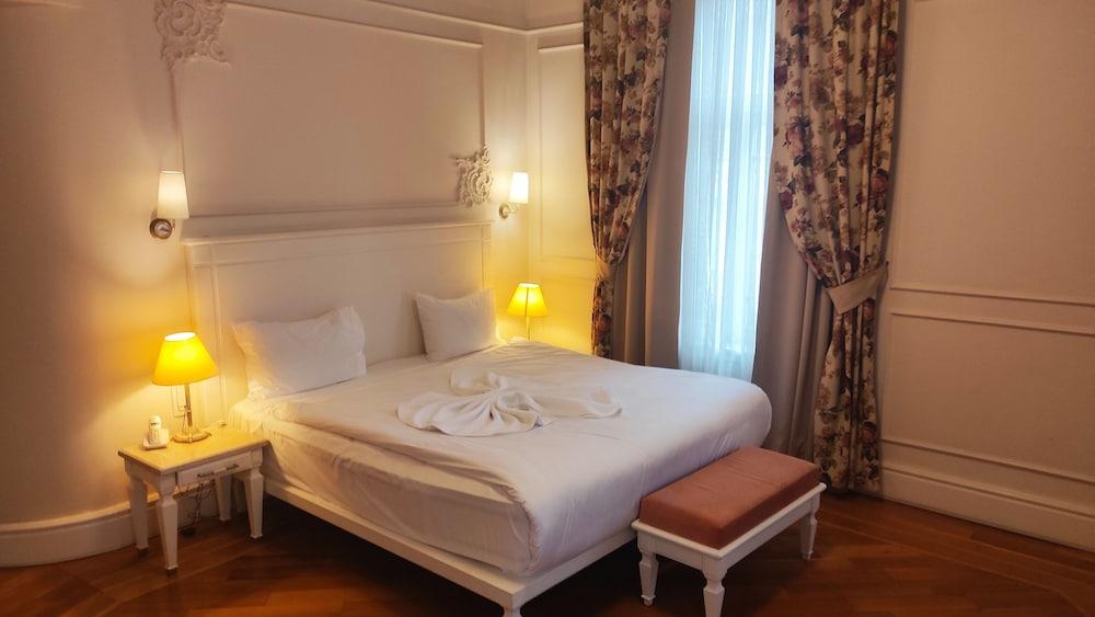 Hotel Corinne Art & Boutique