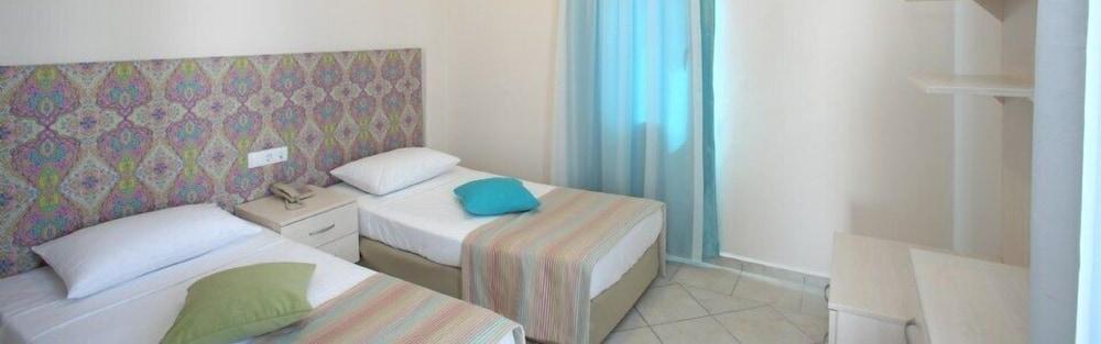 Club Paloma Aparthotel