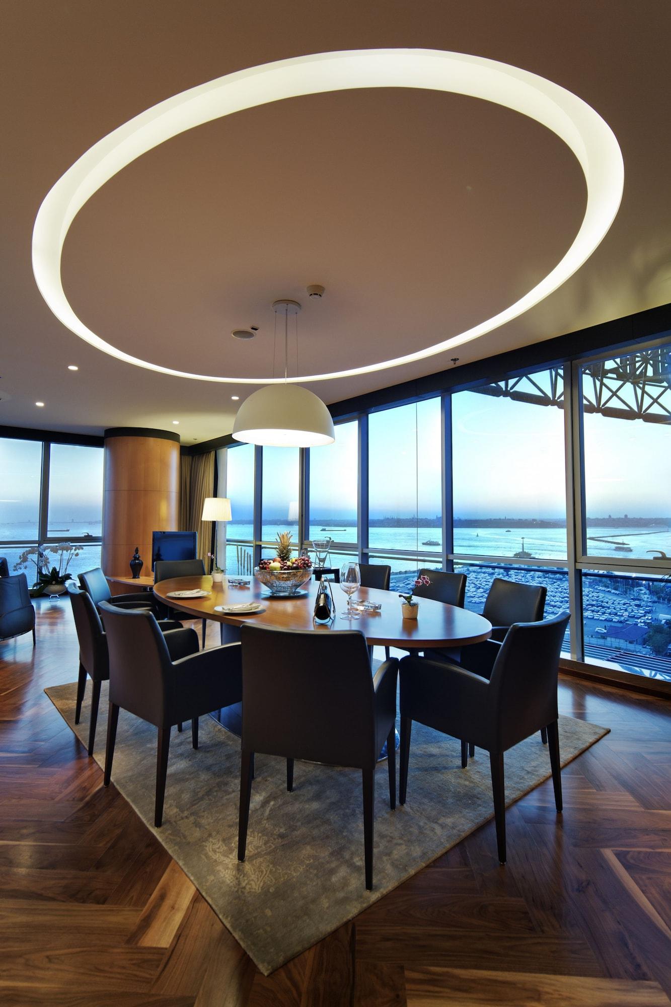 Doubletree By Hilton - Moda Hotel