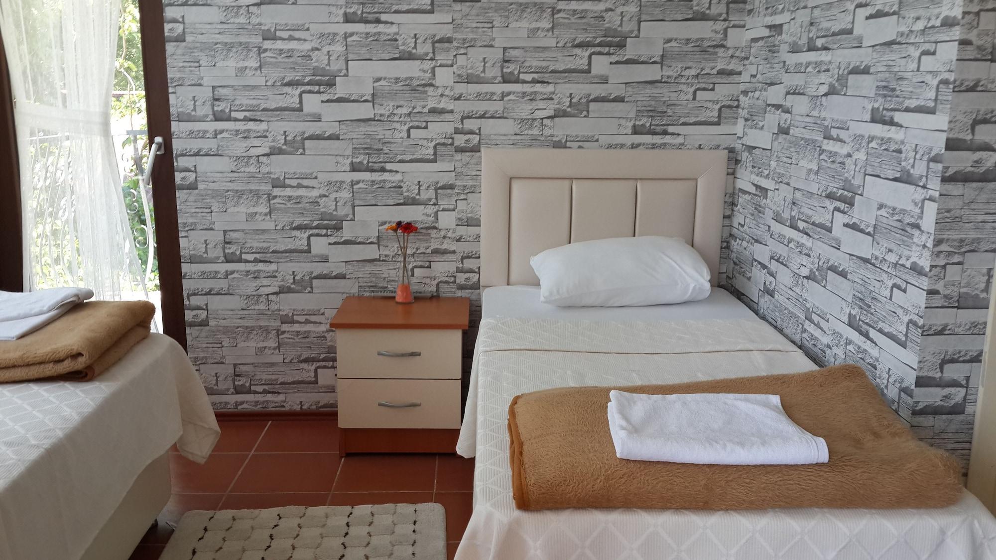 Hotel Palmyra 3*