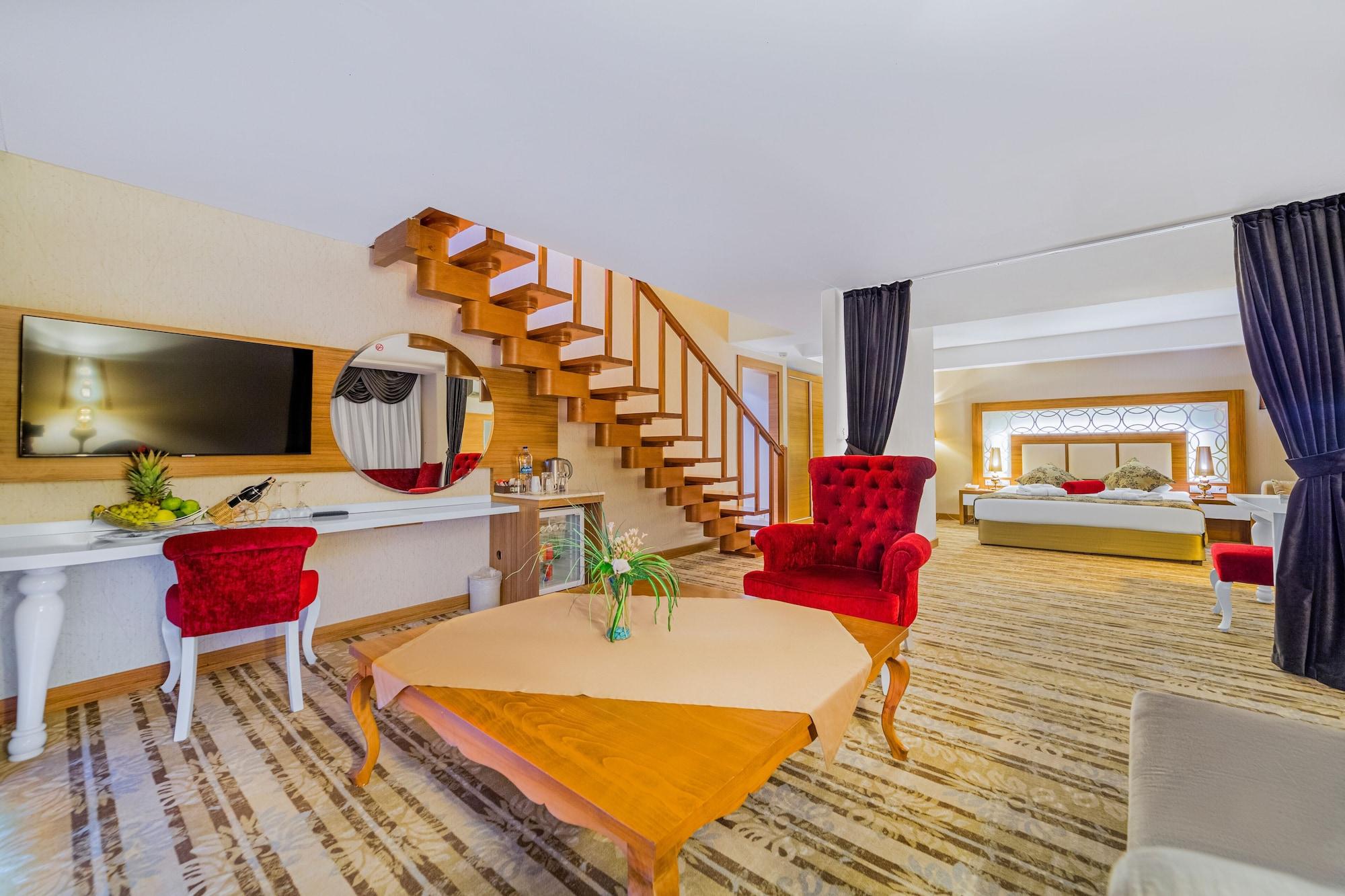 Hotel Justiniano Deluxe Okurcalar
