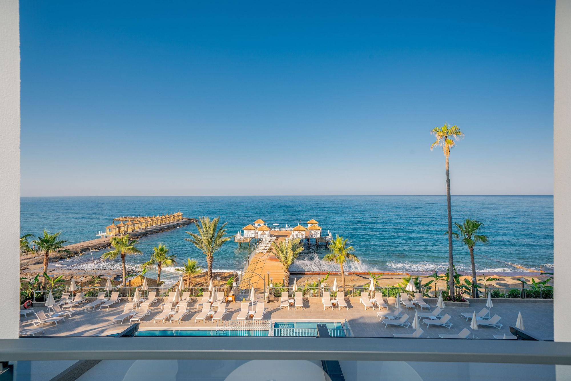 Mirador & Spa 4*