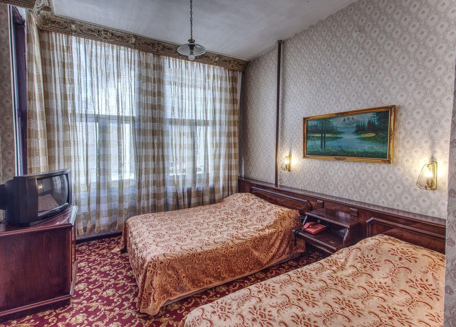 Grand De Londres Hotel 4*