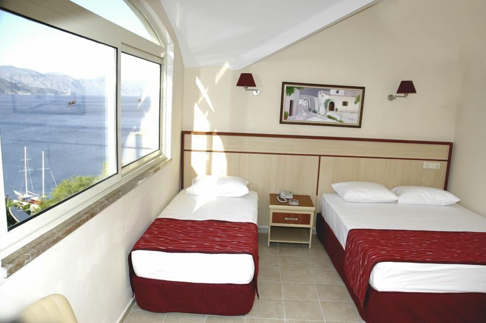 Calipso Beach 4*