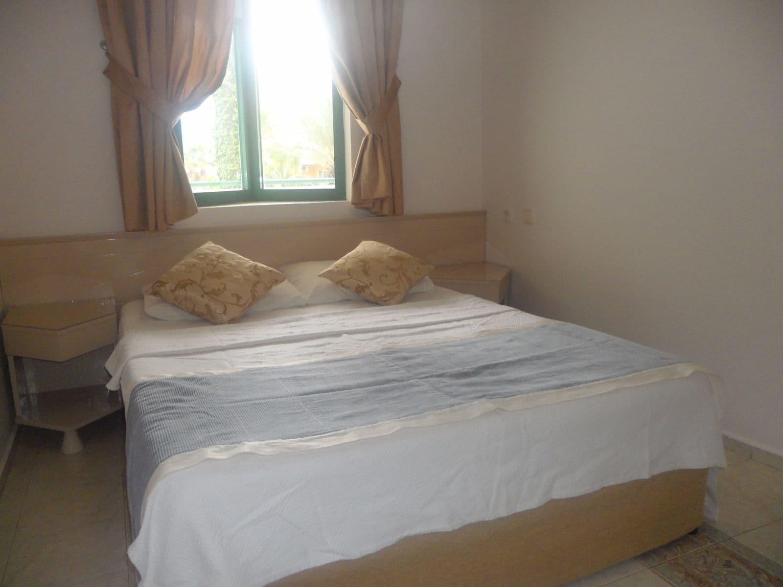 Club Atrium & Hotel 3*