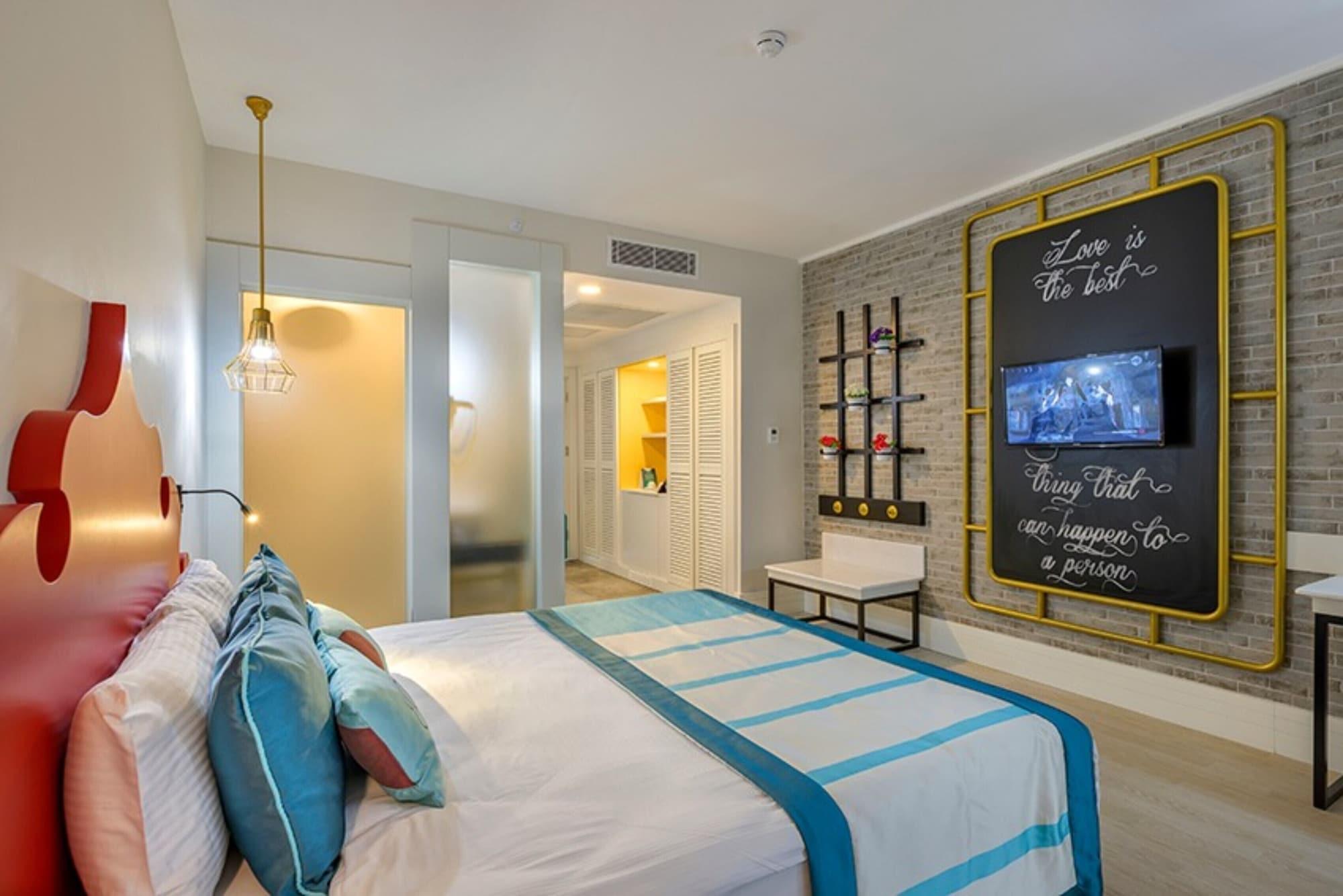 Seaden Valentine & (adults Only) Hotel Side