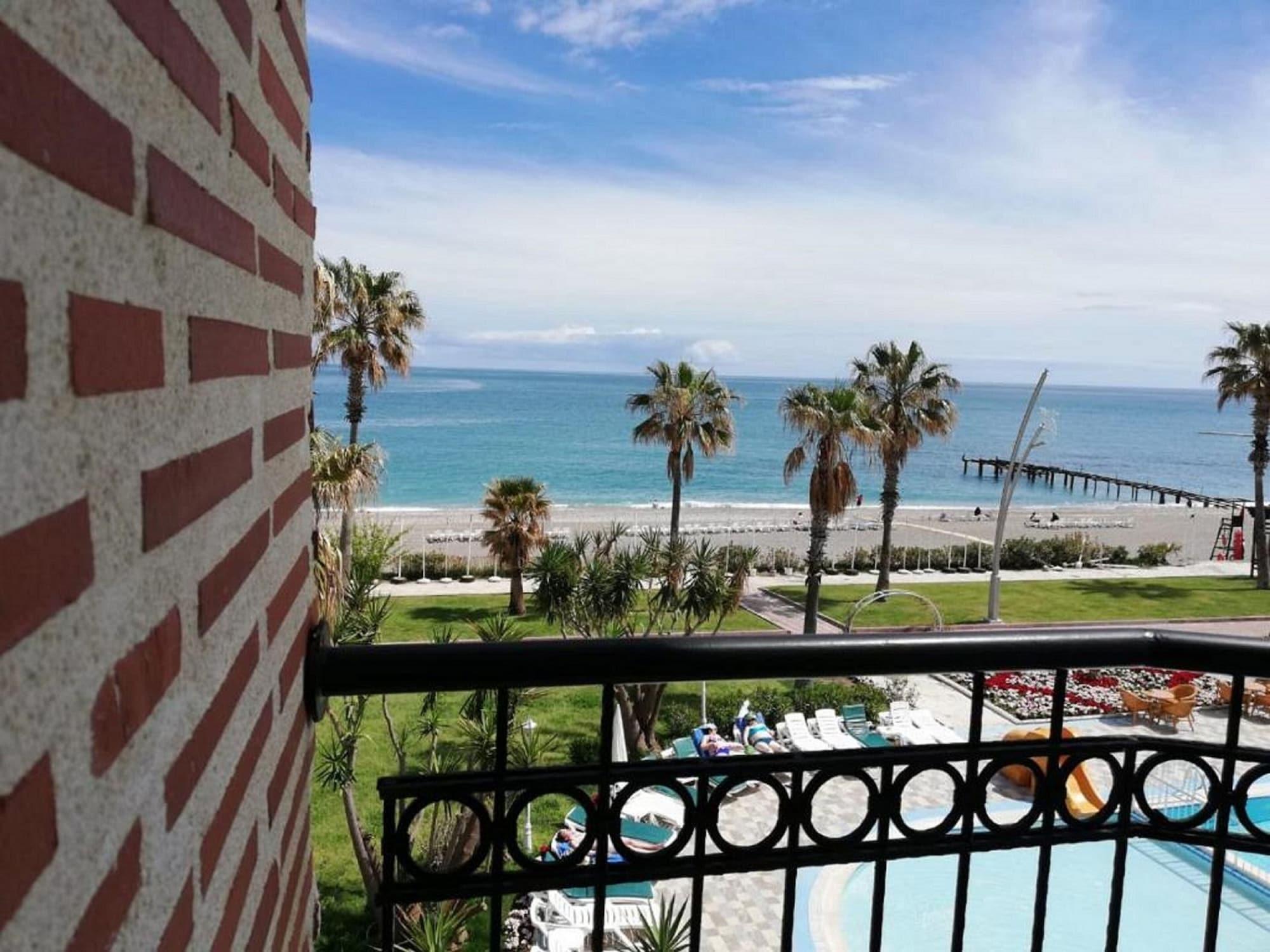 Hotel Labada Beach