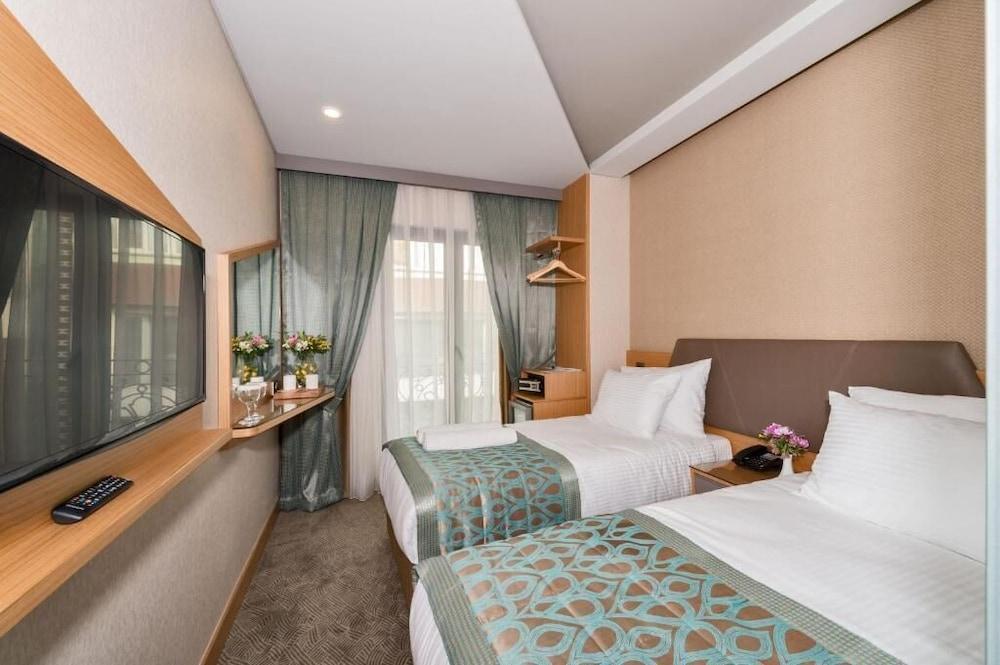 Genova Old Hotel Istanbul
