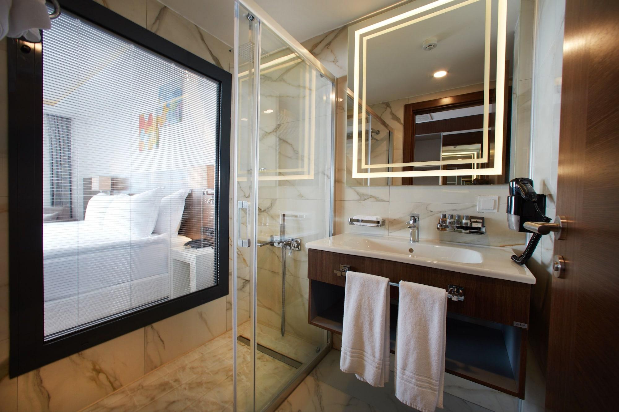 The Nowness Luxury & Adulty Only 4* Cesme