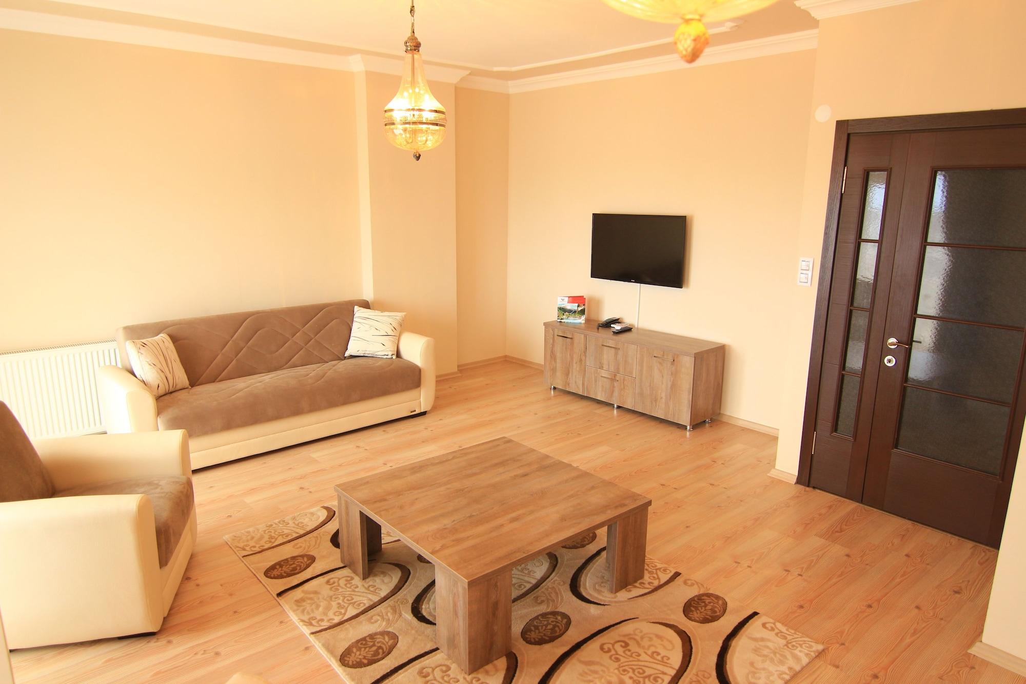 Aparthotel Royal Life