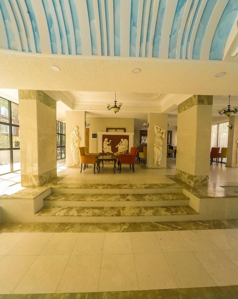 Letoon Hotel 3*
