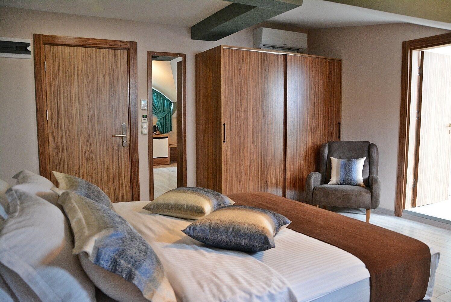 61 Park Aparthotel