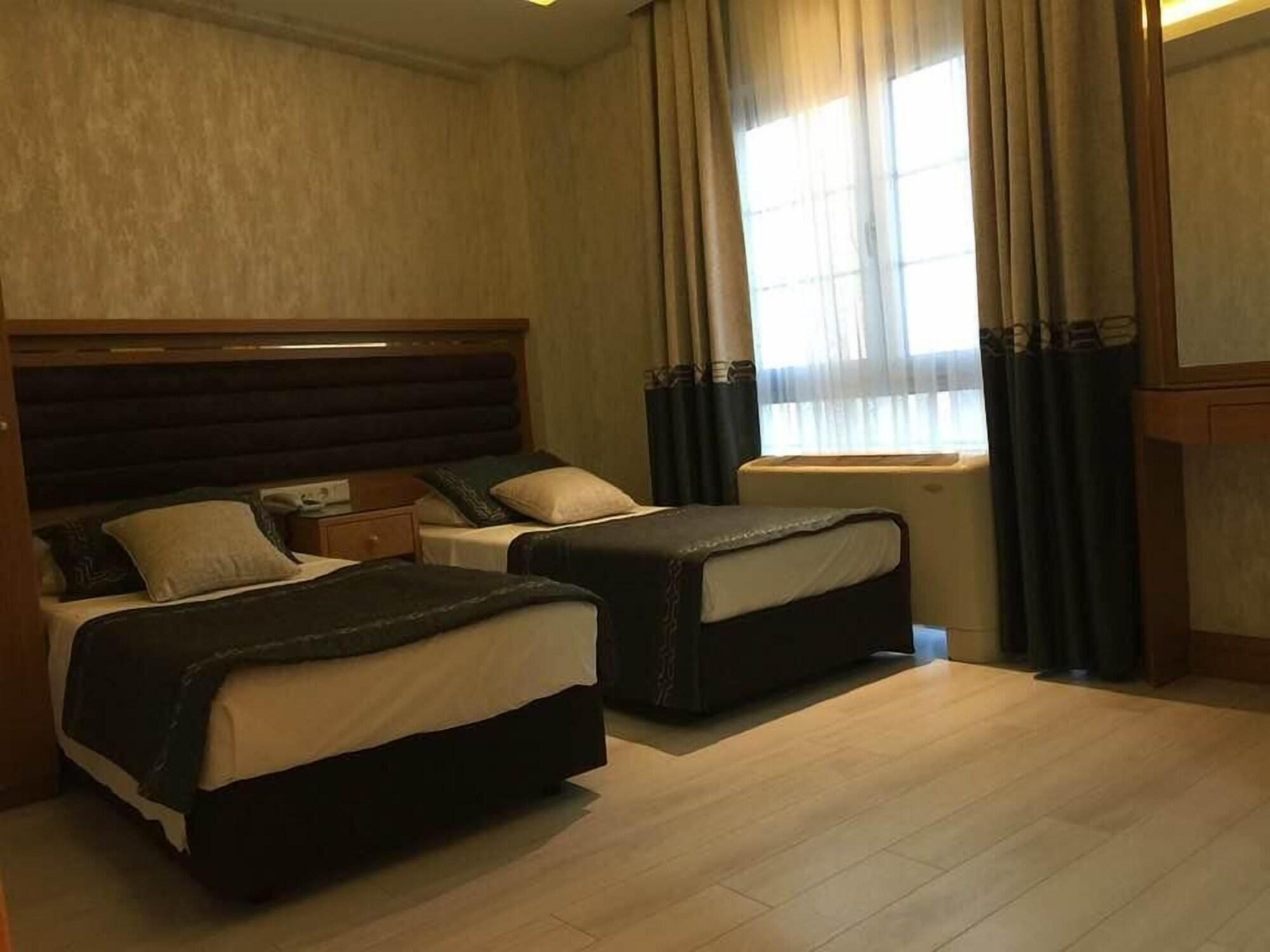 Hotel Grand Emir Old
