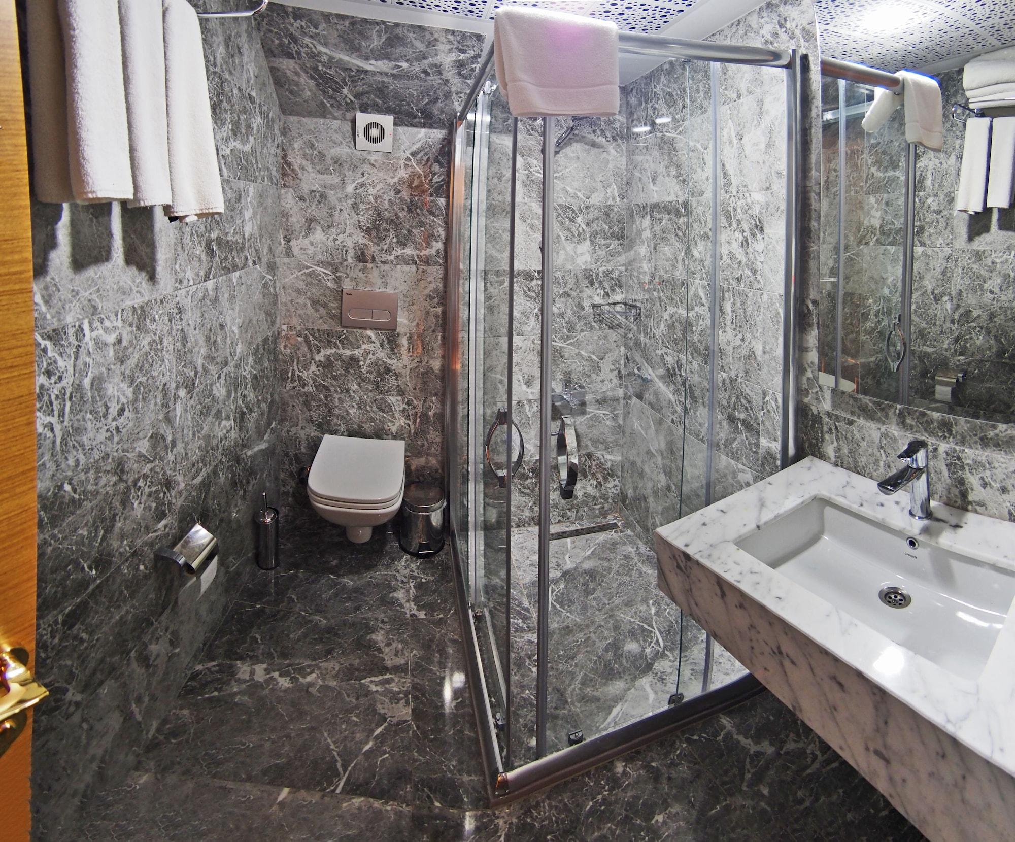 Grand Emir Old Hotel 3*