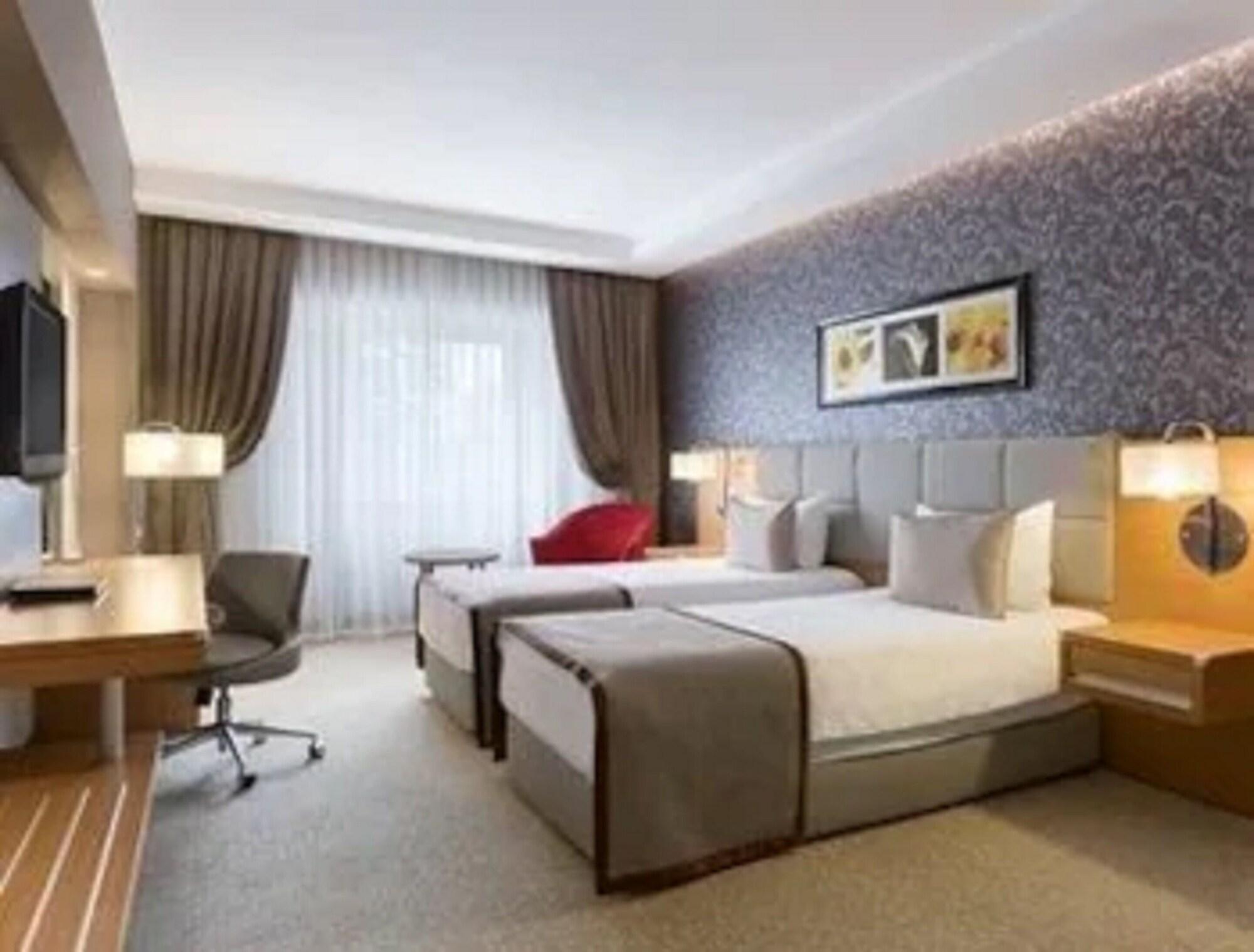 Hotel Ramada Plaza By Wyndham Izmit