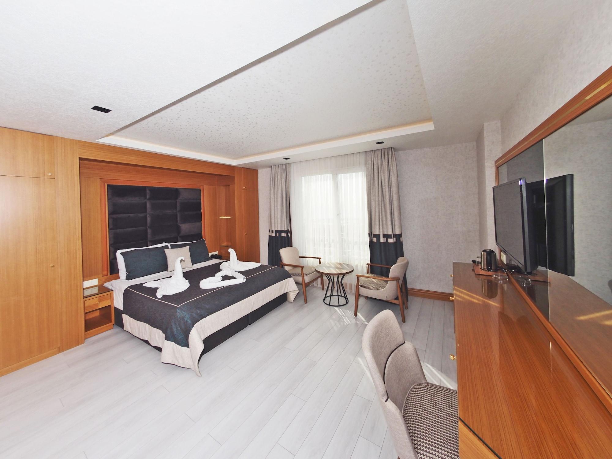 Grand Emir Old Hotel 3*