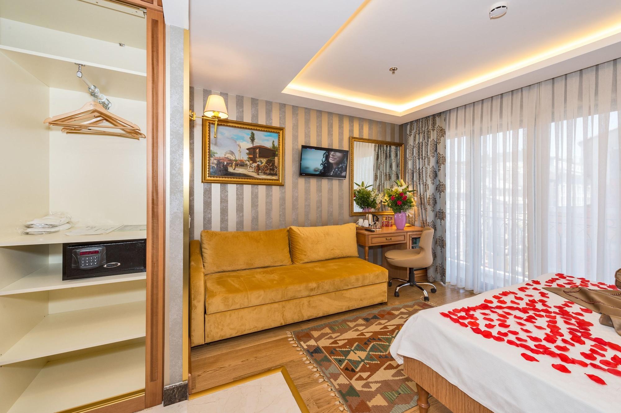 Aprilis Gold - Special Category Istanbul