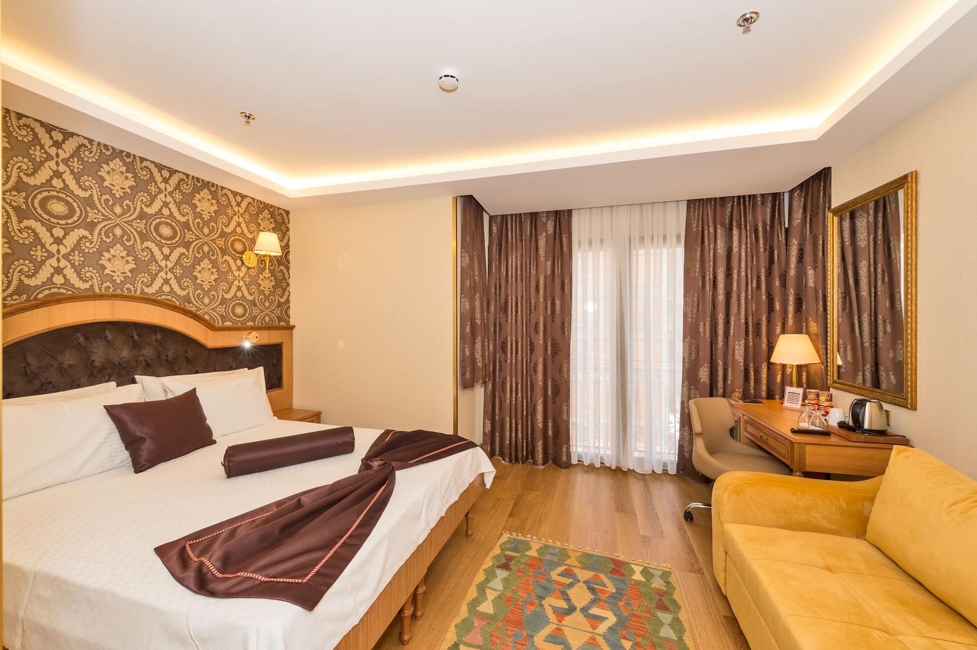 Aprilis Gold - Special Category Istanbul