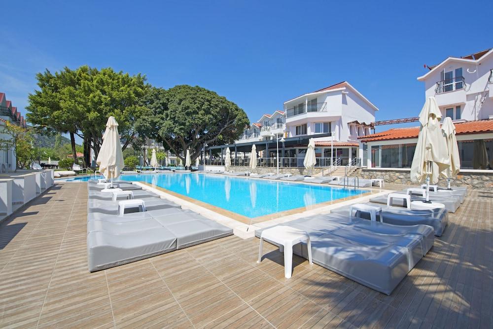 Grand Emir & 3* Dalyan