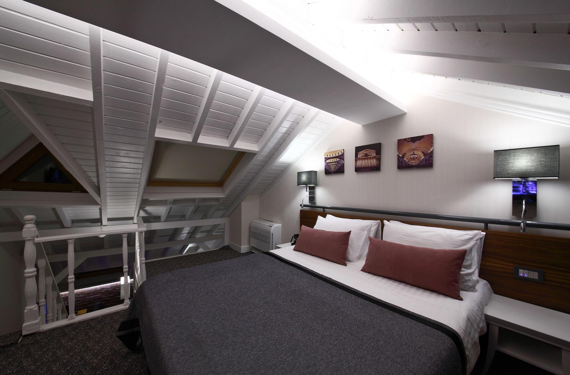 Montania Special Class Hotel 4*