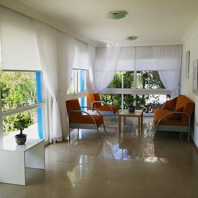Parla 2* Cesme