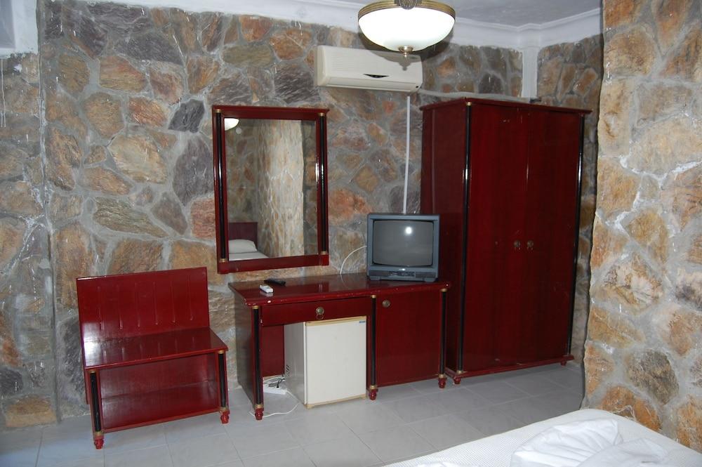 Sun Hotel