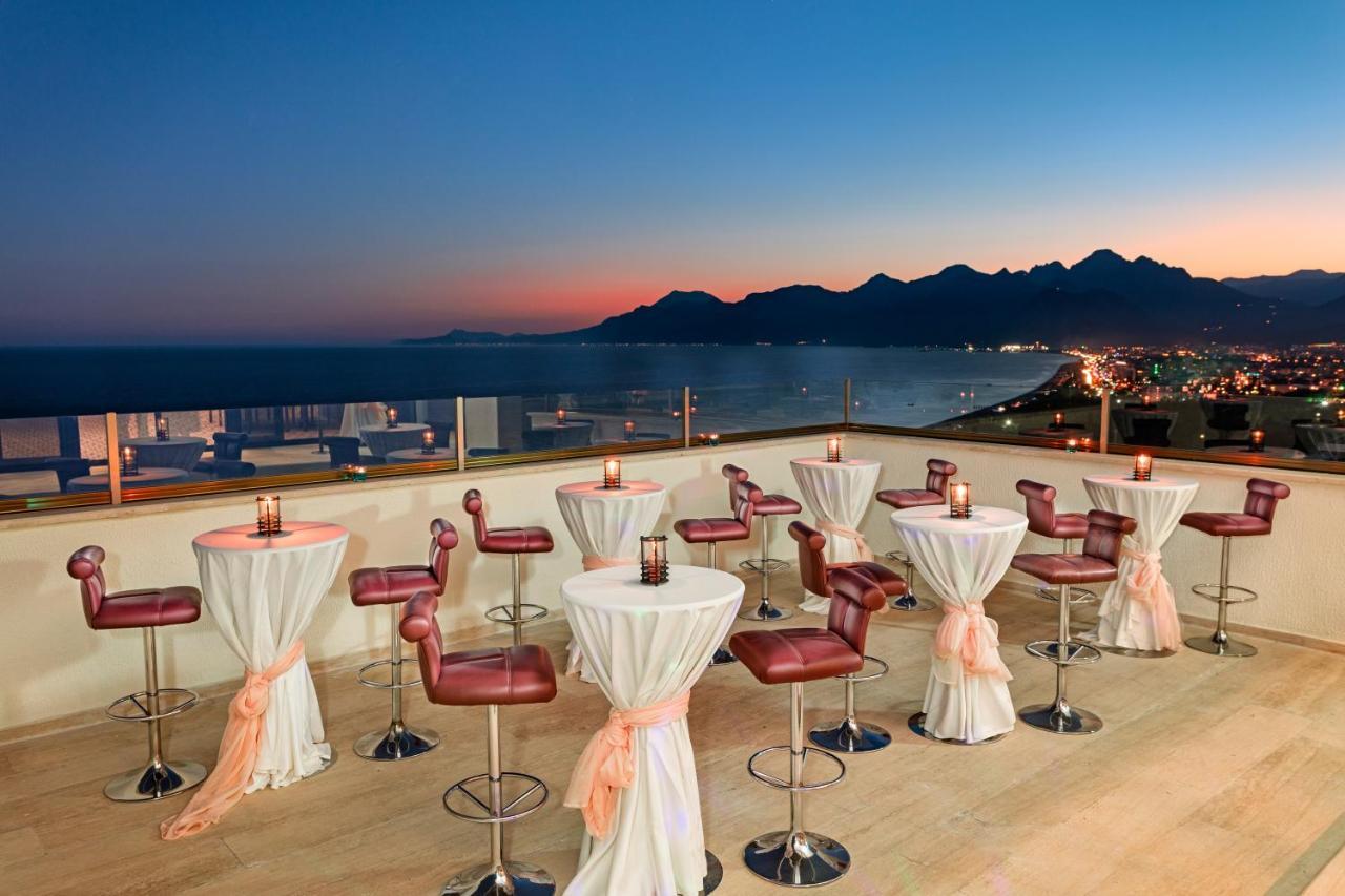 Hotel Oezkaymak Falez Antalya