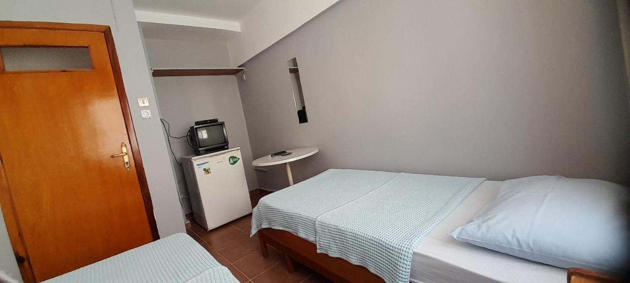 Guest house Set Arat & Akcay (Edremit)