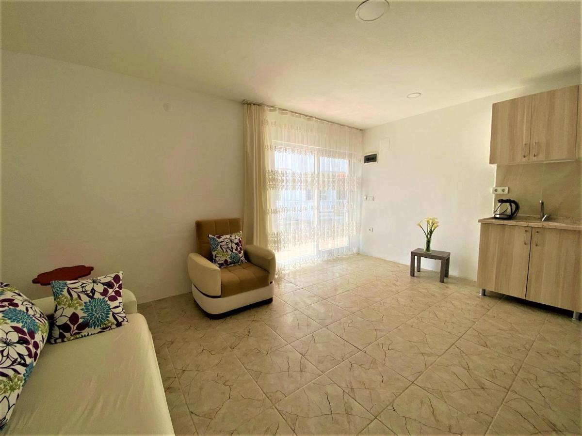 Gurkan Aparthotel