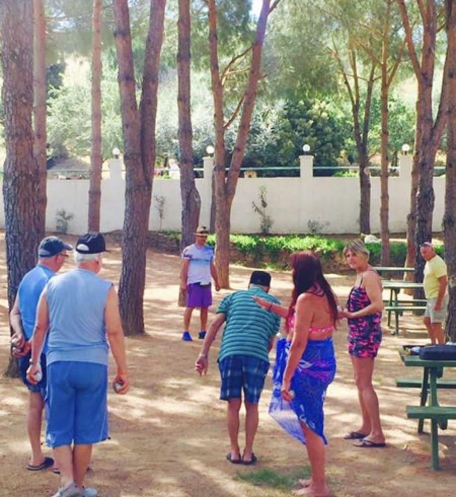 Grand Efe (adults Only)