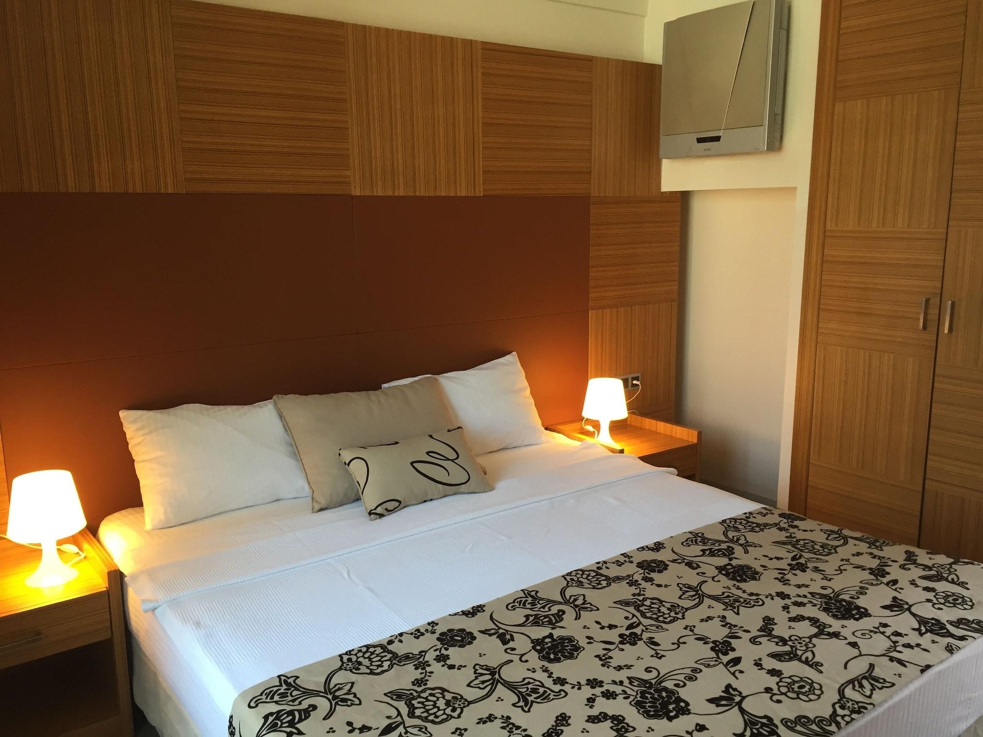 Butikhan Hotel 3*