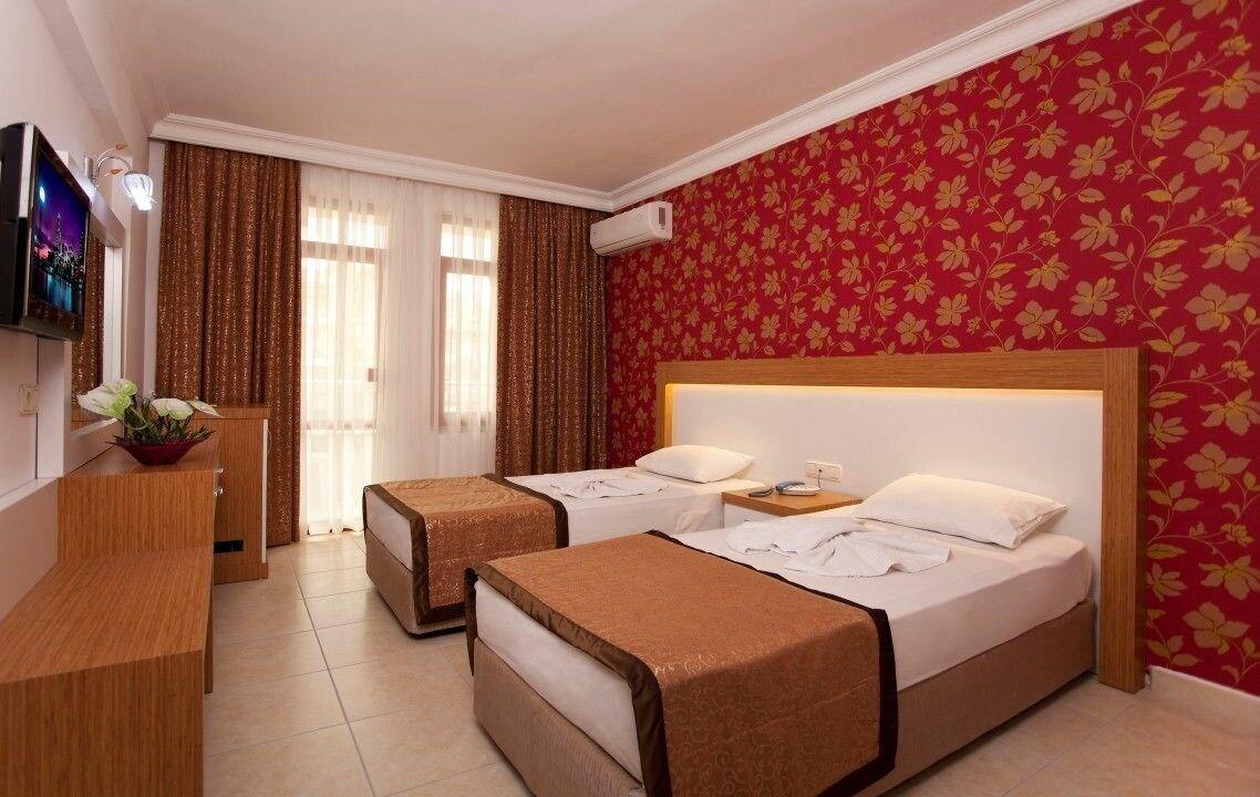 Hotel Diamore 3*