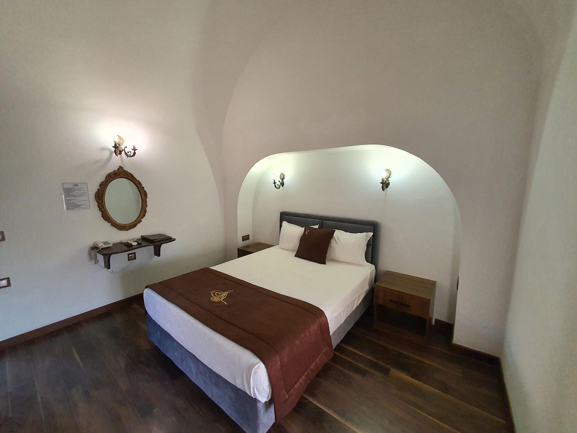 Kanuni Kervansaray Historical Hotel Cesme