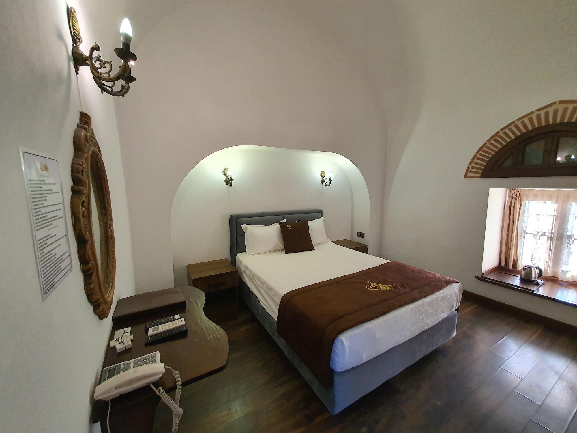 Kanuni Kervansaray Historical Hotel Cesme