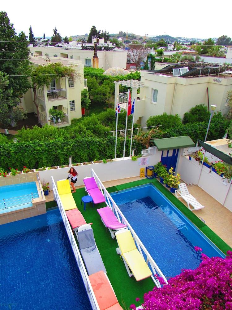 Kavala Hotel *