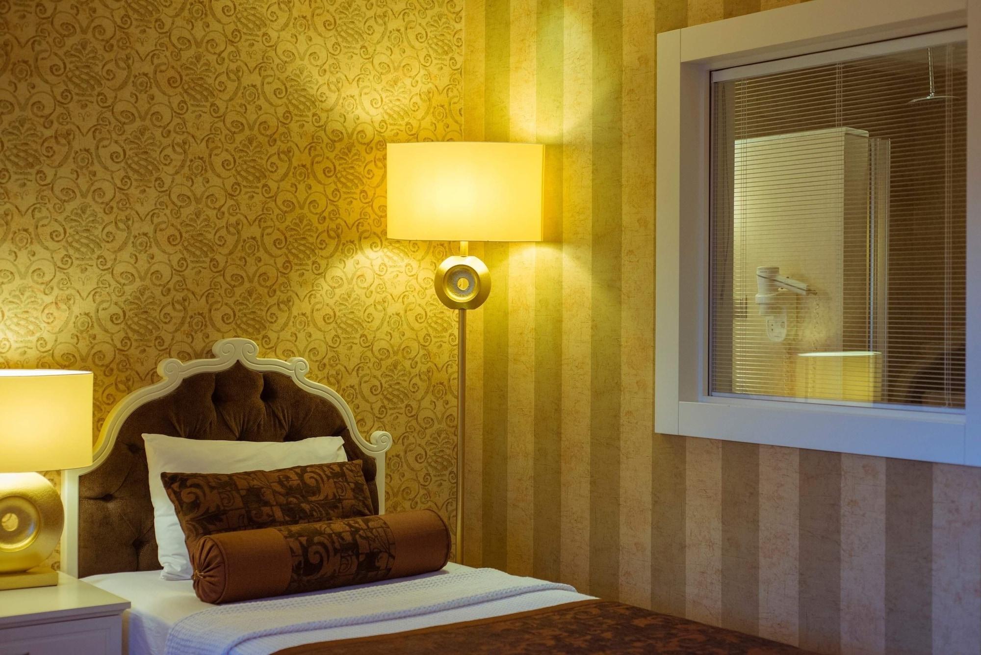 Deluxe 4* Oludeniz