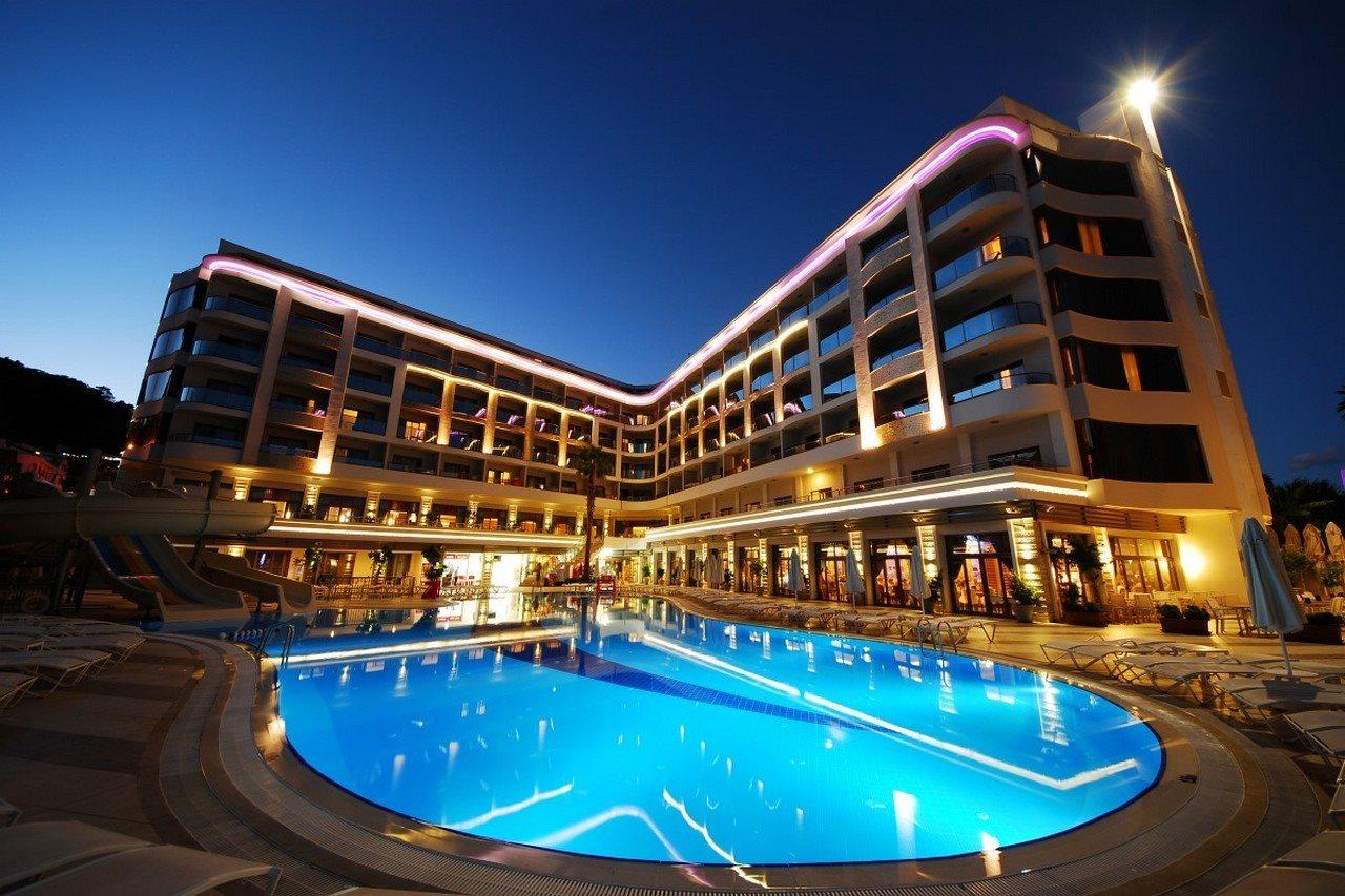 Golden Rock Beach Hotel