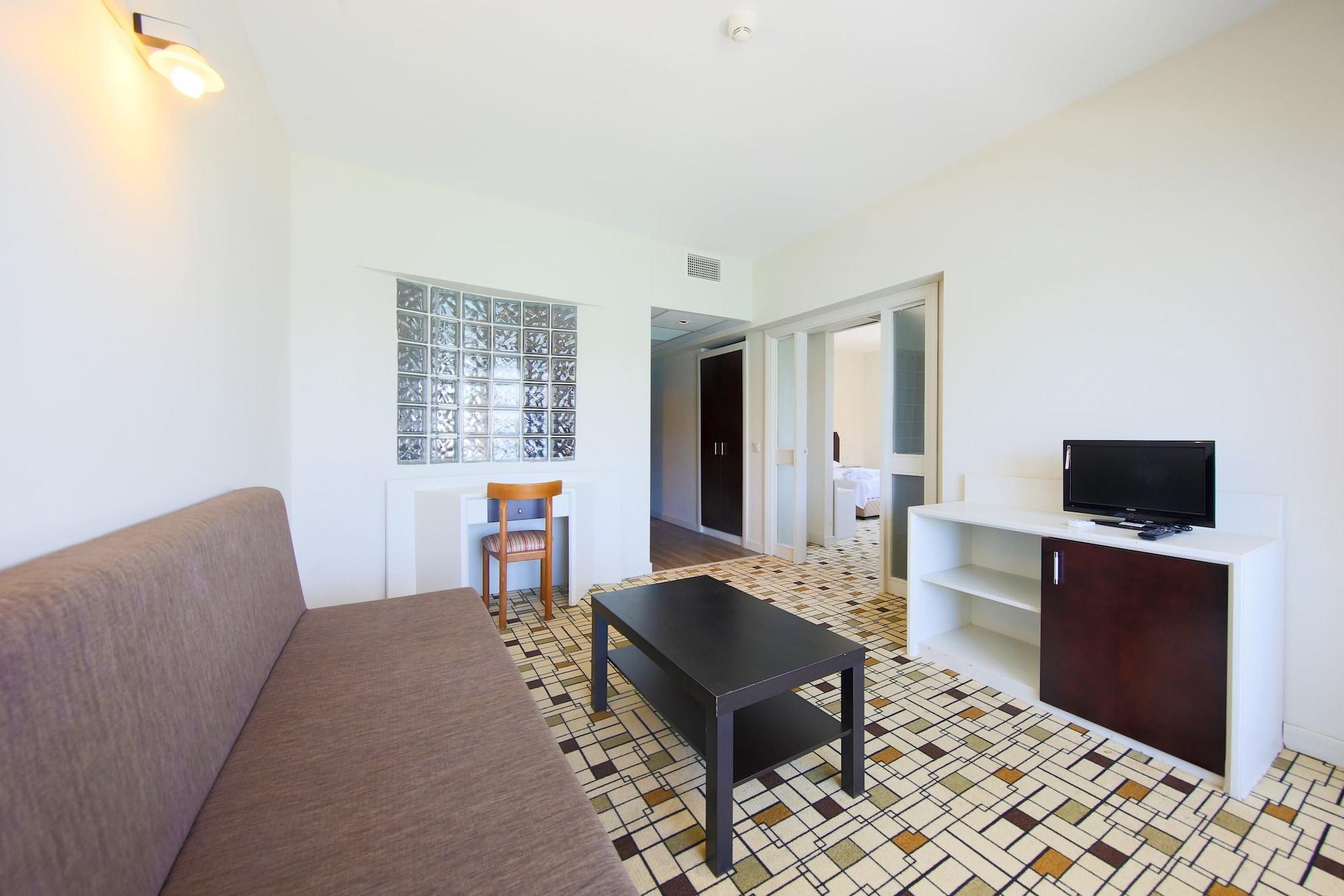 Medis Resort