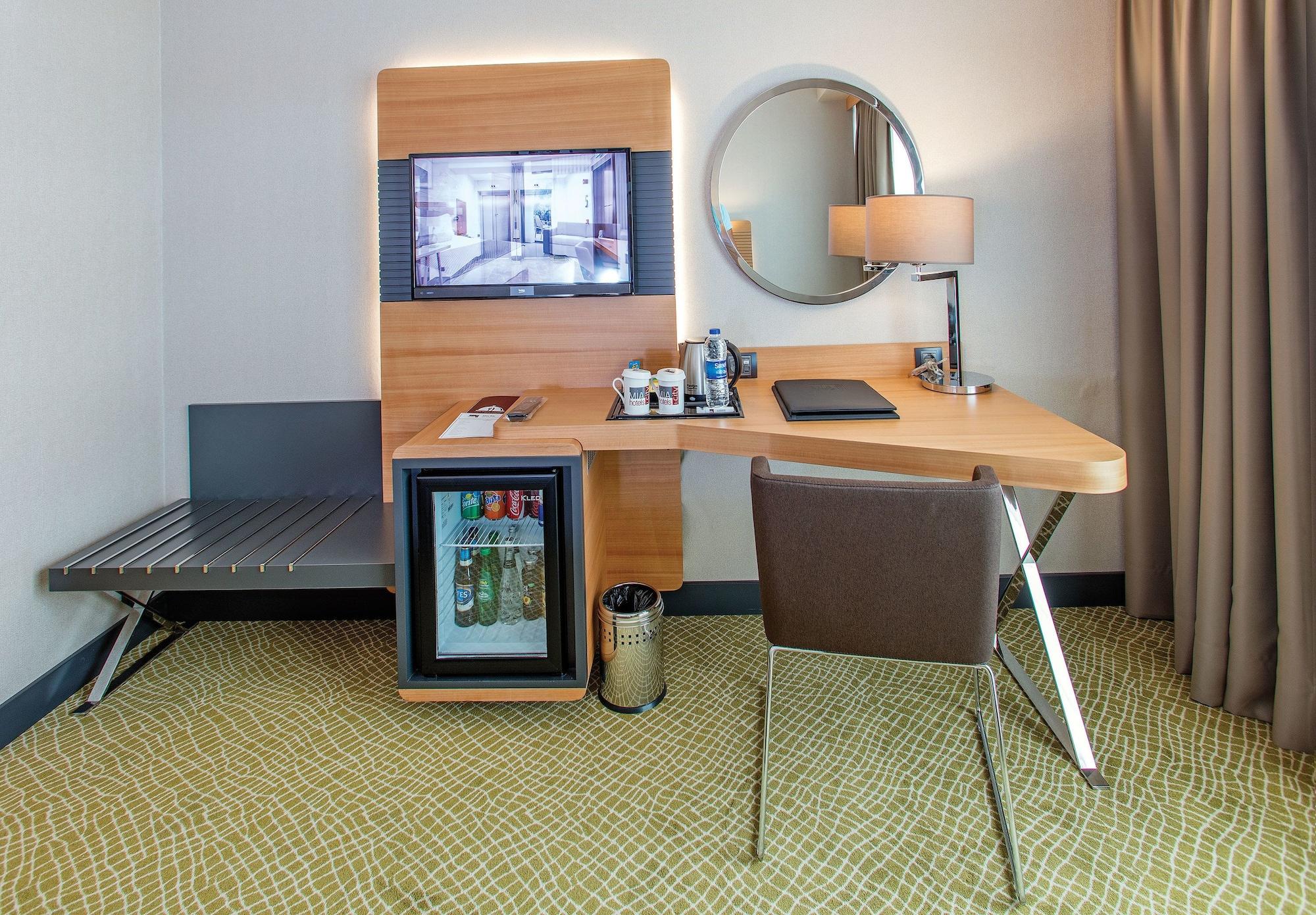 Hotel Mia 4*
