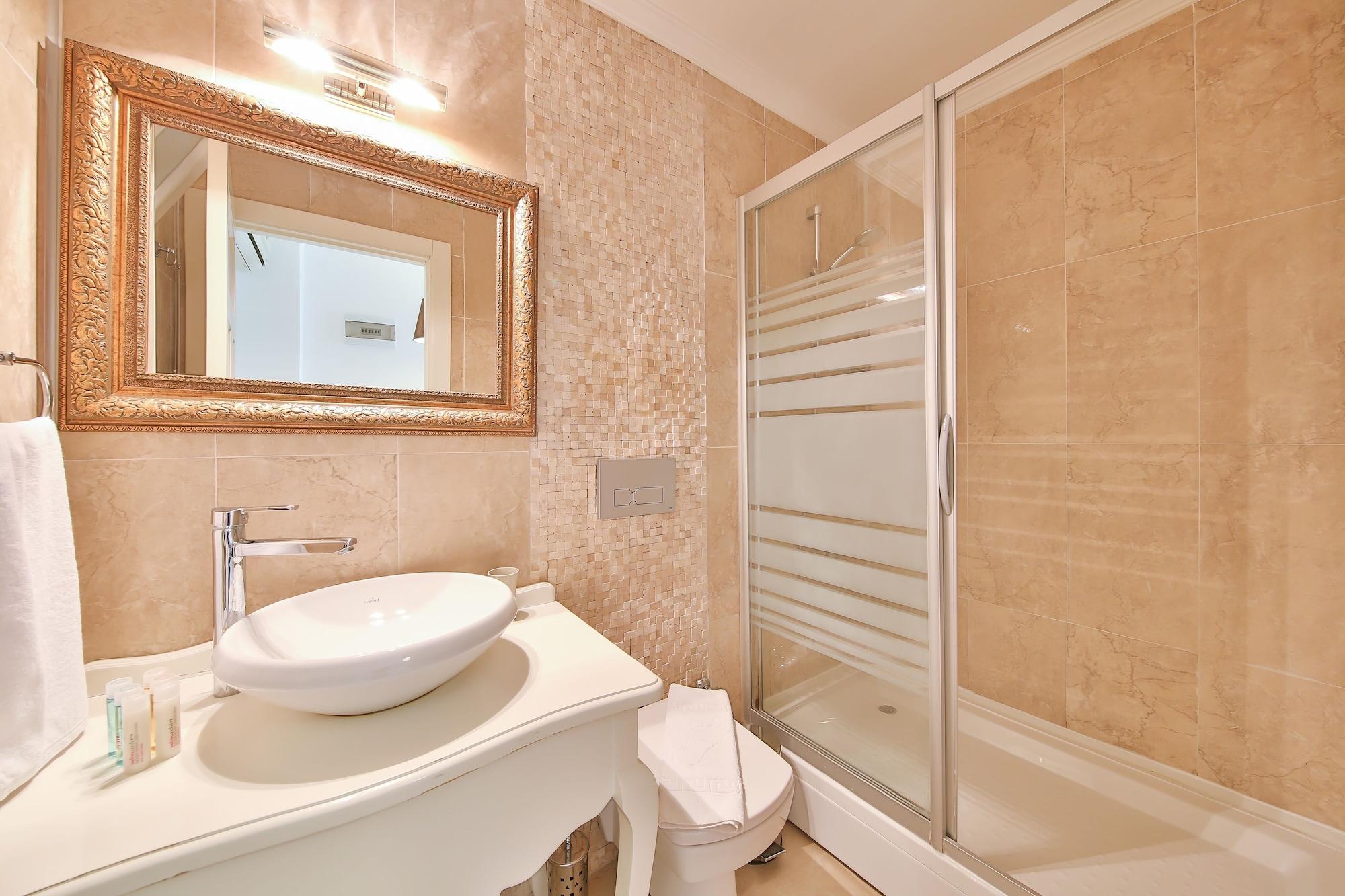 Sorf Hotel 2*