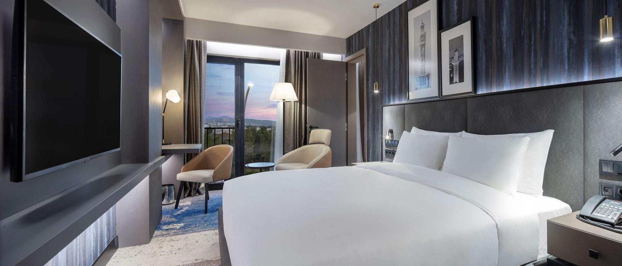 Hotel Radisson Aliaga